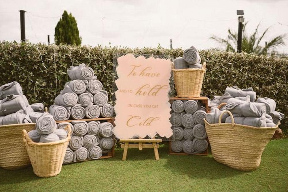 3 Ways to keep your guests warm at your wedding