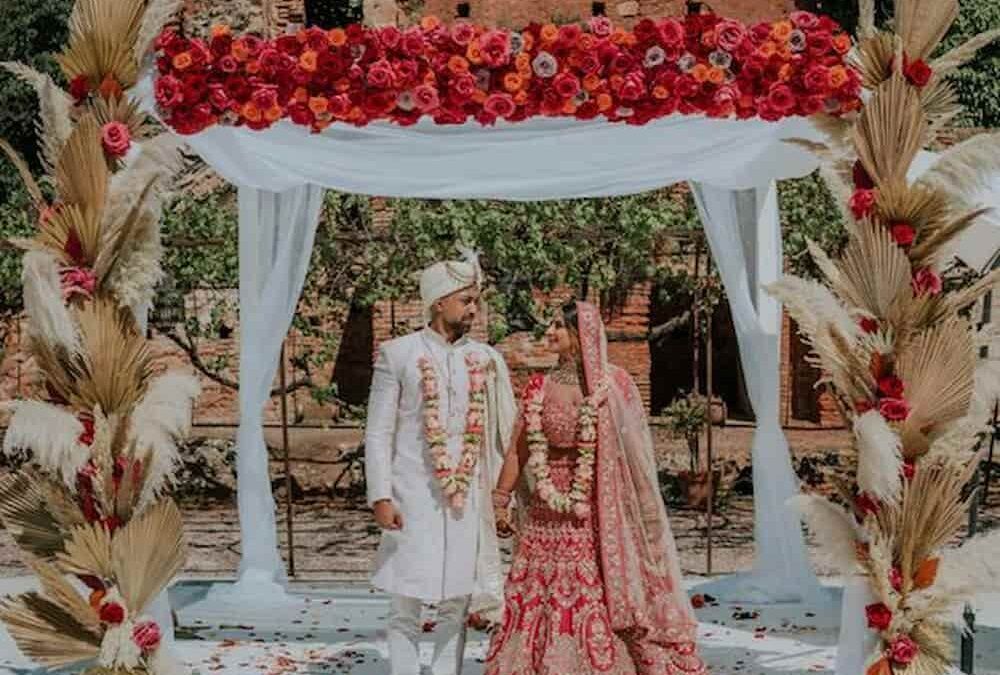 Why choosing bright flowers on your wedding day