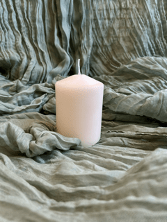 White Pillar Candle Pack of 12 - Imagen 2